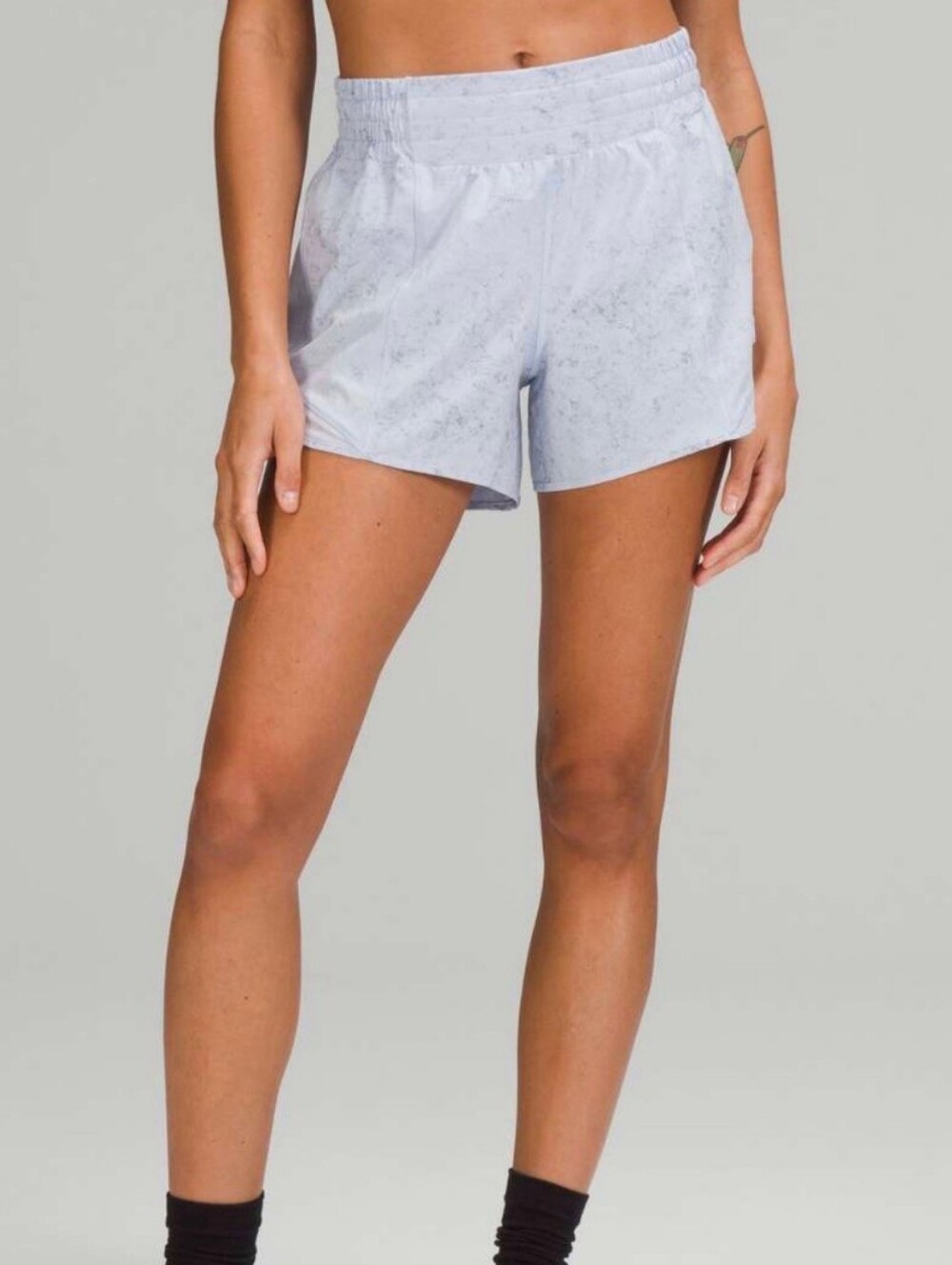 lululemon Hotty Hot Shorts 4" S8